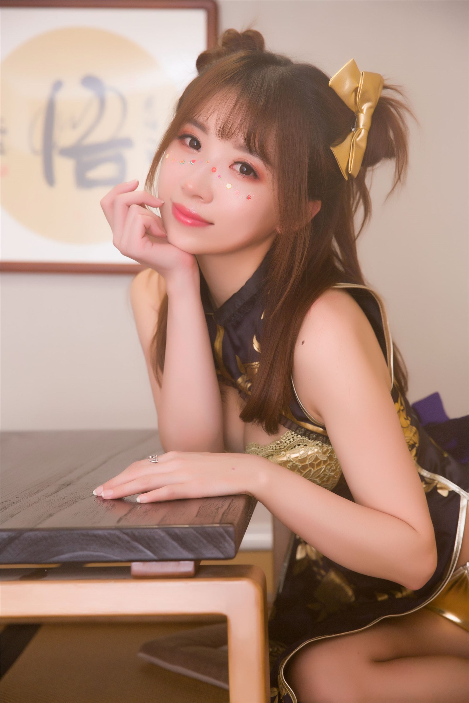 Luna no.008 gold silk cheongsam(22)